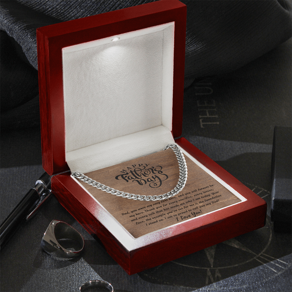 Stainless steel Cuban link chain necklace gift set for Dad — luxury mahogany box with LED spotlight and Father's Day message card, styled men's jewelry gift