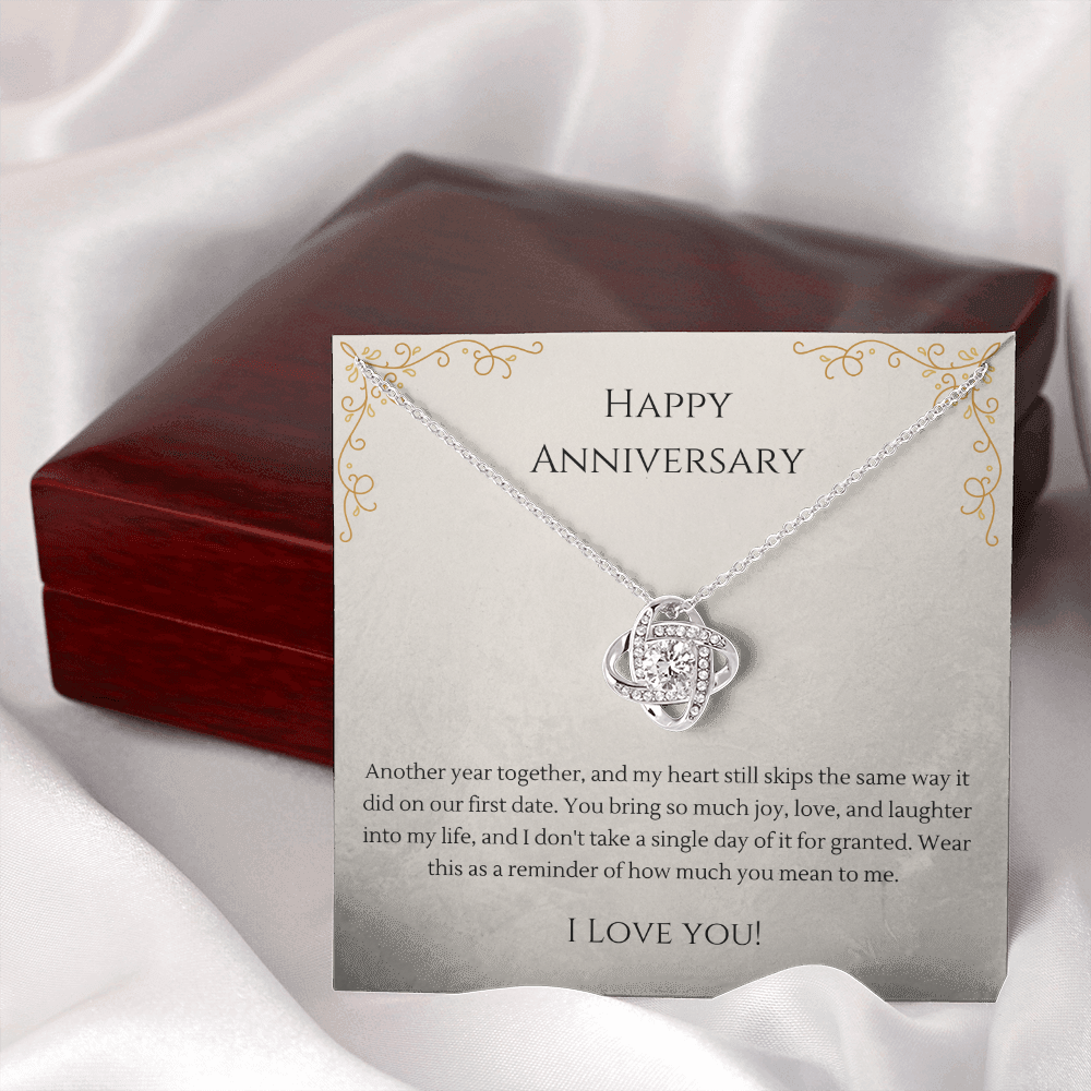 Love Knot Necklace – Anniversary Gift for Girlfriend, Interlocking Pendant Necklace